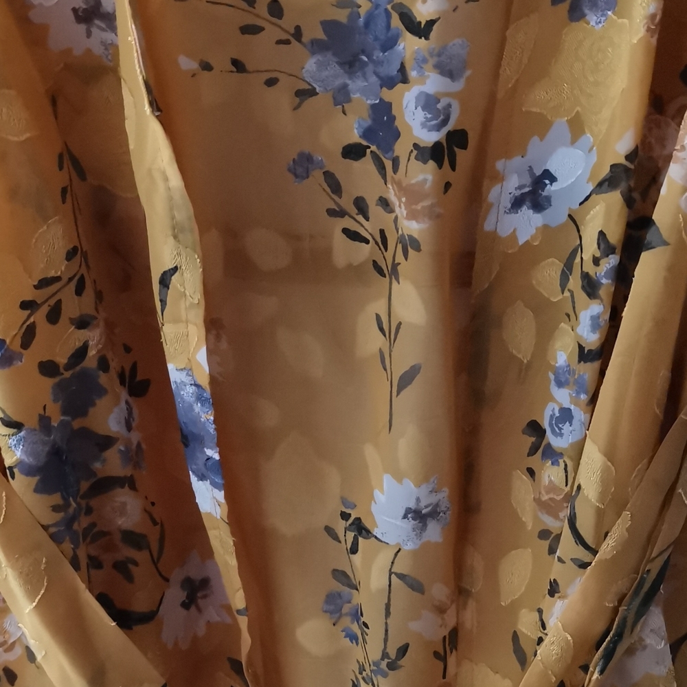 Dynamite Kimono blouse - Picture 2 of 4